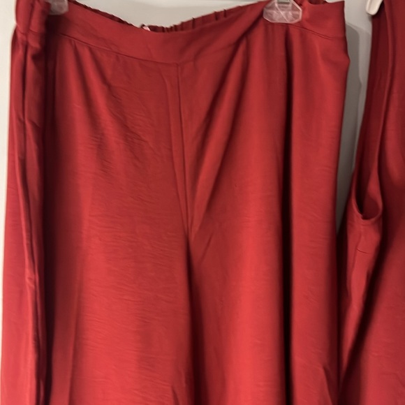 Roylamp 2Piece Set Burgundy Red Size 2X Cropped Widee Leg Pants Sleeveless Top - Picture 5 of 15